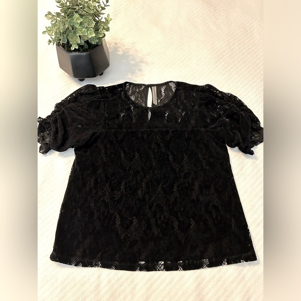 Anthropologie Parvati Velvet Lace Puff Sleeve Blouse Top in Black Size Small